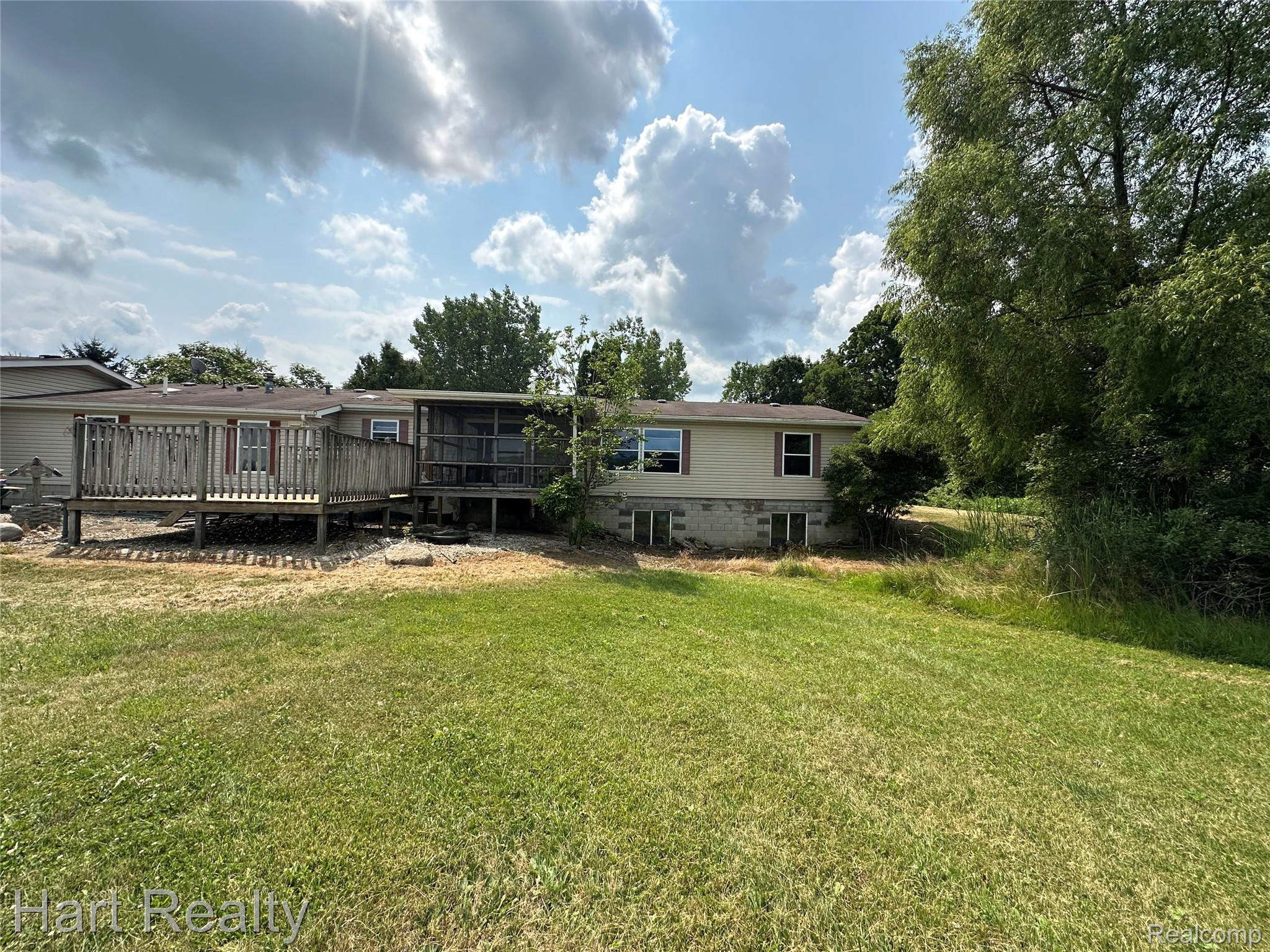 15686 Jeddo Road Brown City, MI 48416 - Photo 10 of 25 IMG_8511.jpeg