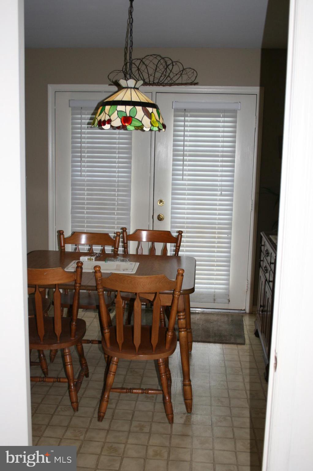 24 Georgetown Road Bordentown, NJ 08505 - Photo 27 of 37 Kitchen