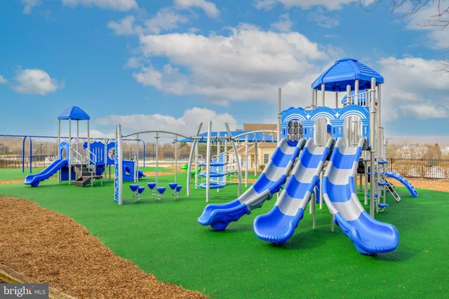 a view of outdoor space yard and entertaining space