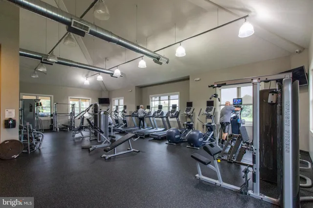 a view of a tennis court