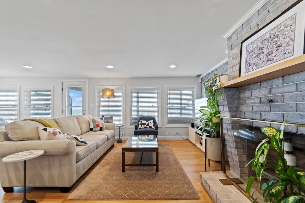 123 Upland Road Winthrop, MA 02152 - Photo 6 of 24 Gallery Image 6