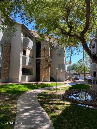 $1,395 | 2025 East Campbell Avenue, Unit 222, Phoenix, AZ 85016