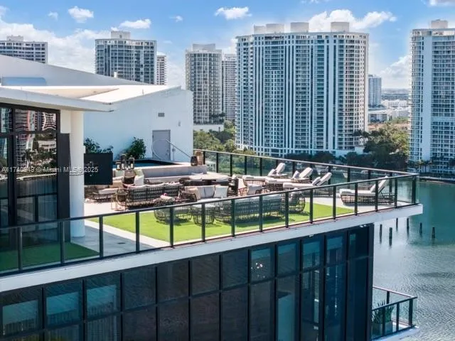 $8,950,000 | 5000 Island Estates Drive, Unit PH1508, Aventura, FL 33160
