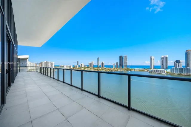 $8,950,000 | 5000 Island Estates Drive, Unit PH1508, Aventura, FL 33160