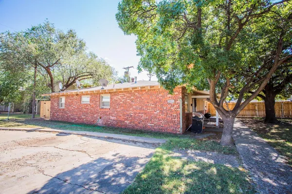 $850 | 2815 43rd Street, Unit 11, Lubbock, TX 79413