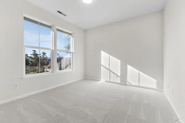 $1,200,000 | 397 Parkview Drive, Healdsburg, CA 95448