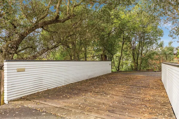 $1,200,000 | 397 Parkview Drive, Healdsburg, CA 95448