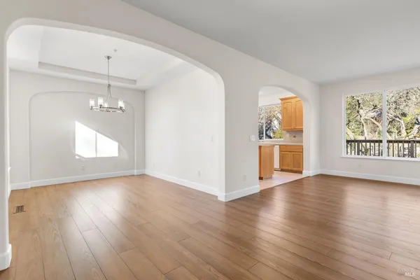 $1,200,000 | 397 Parkview Drive, Healdsburg, CA 95448