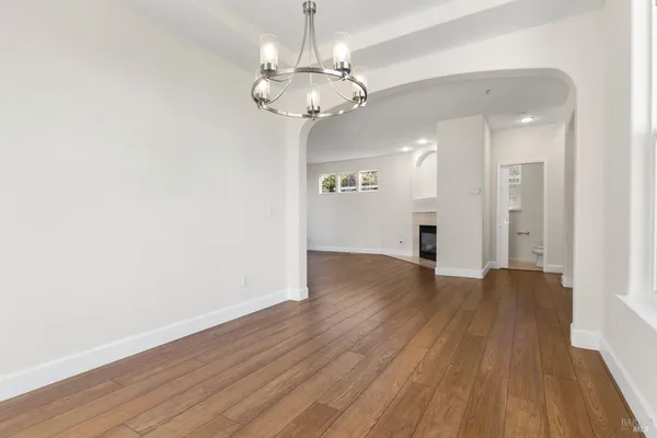 $1,200,000 | 397 Parkview Drive, Healdsburg, CA 95448