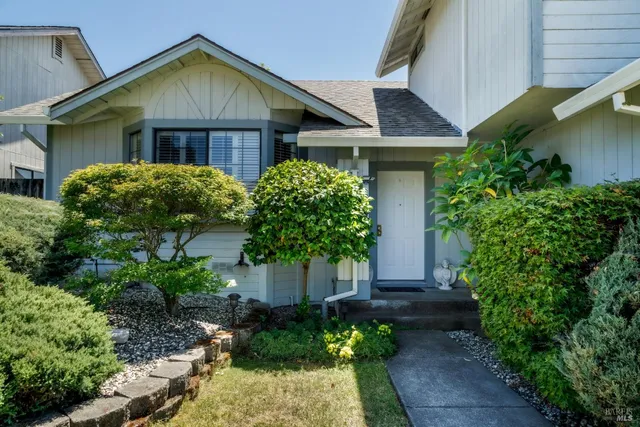 $799,000 | 5640 Corbett Circle, Santa Rosa, CA 95403