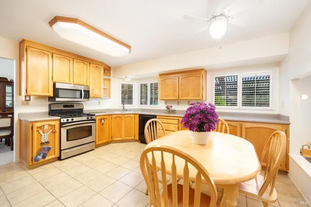 $799,000 | 5640 Corbett Circle, Santa Rosa, CA 95403