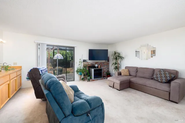 $799,000 | 5640 Corbett Circle, Santa Rosa, CA 95403