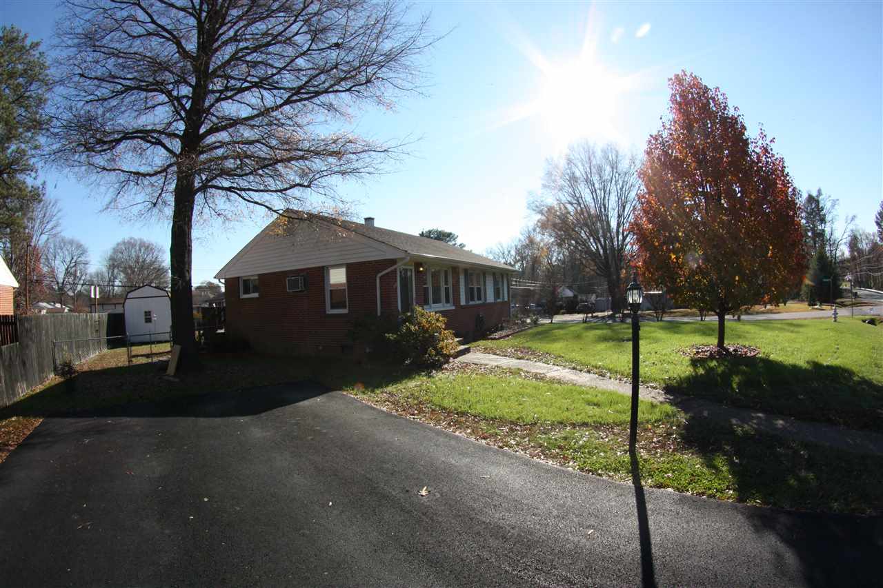 9901 Purcell Road Henrico, VA 23228 - Photo 13 of 14 Gallery Image 13