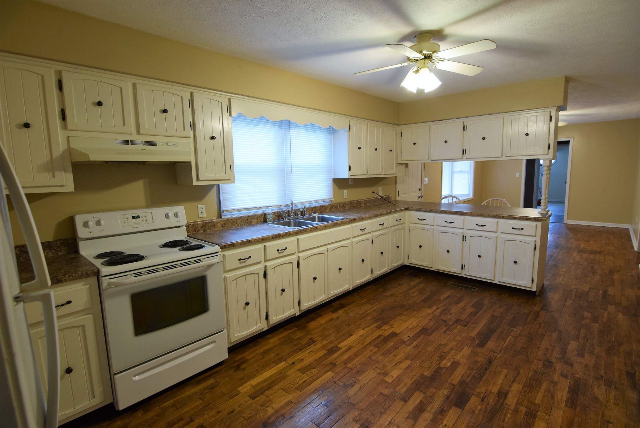 12361 Princeton Road Cerulean, KY 42215 - Photo 4 of 29 Gallery Image 4