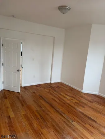 $2,650 | 904 South 18th Street, Newark, NJ 07108