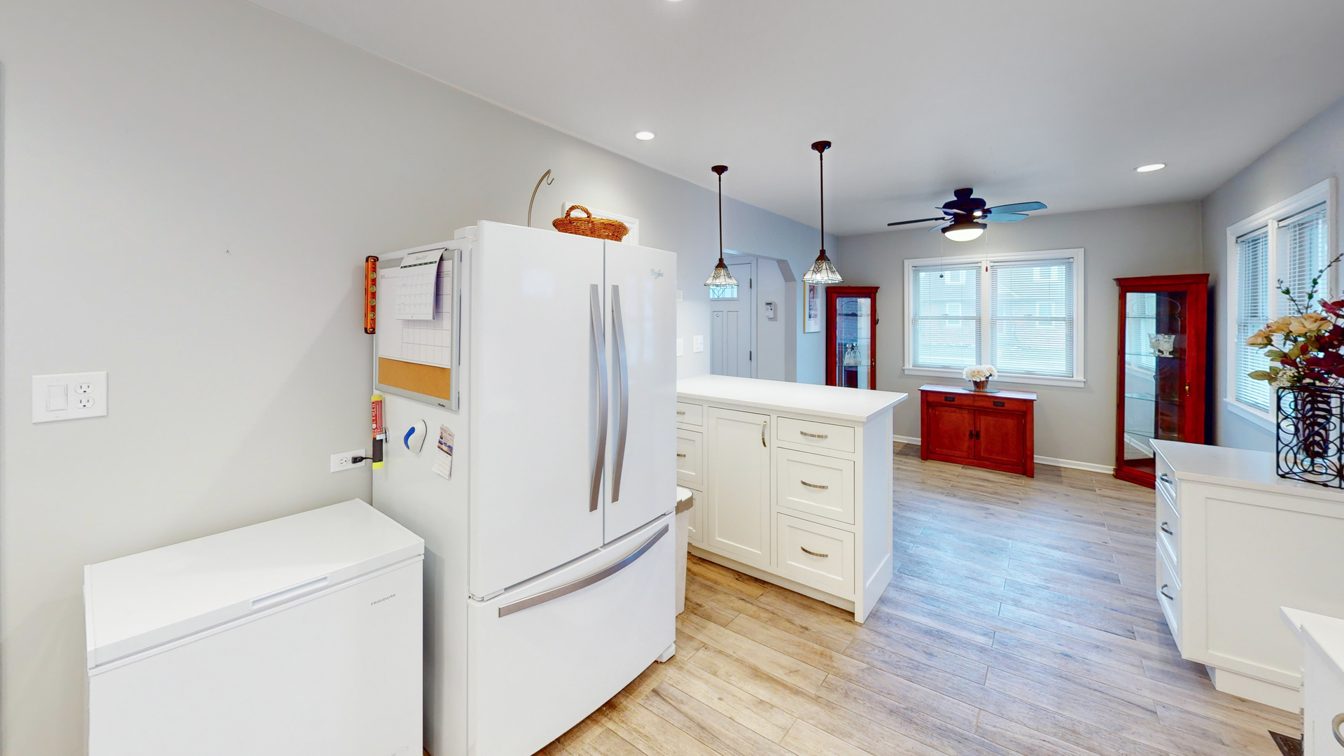 7643 West Rascher Avenue Chicago, IL 60656 - Photo 12 of 24 Gallery Image 12