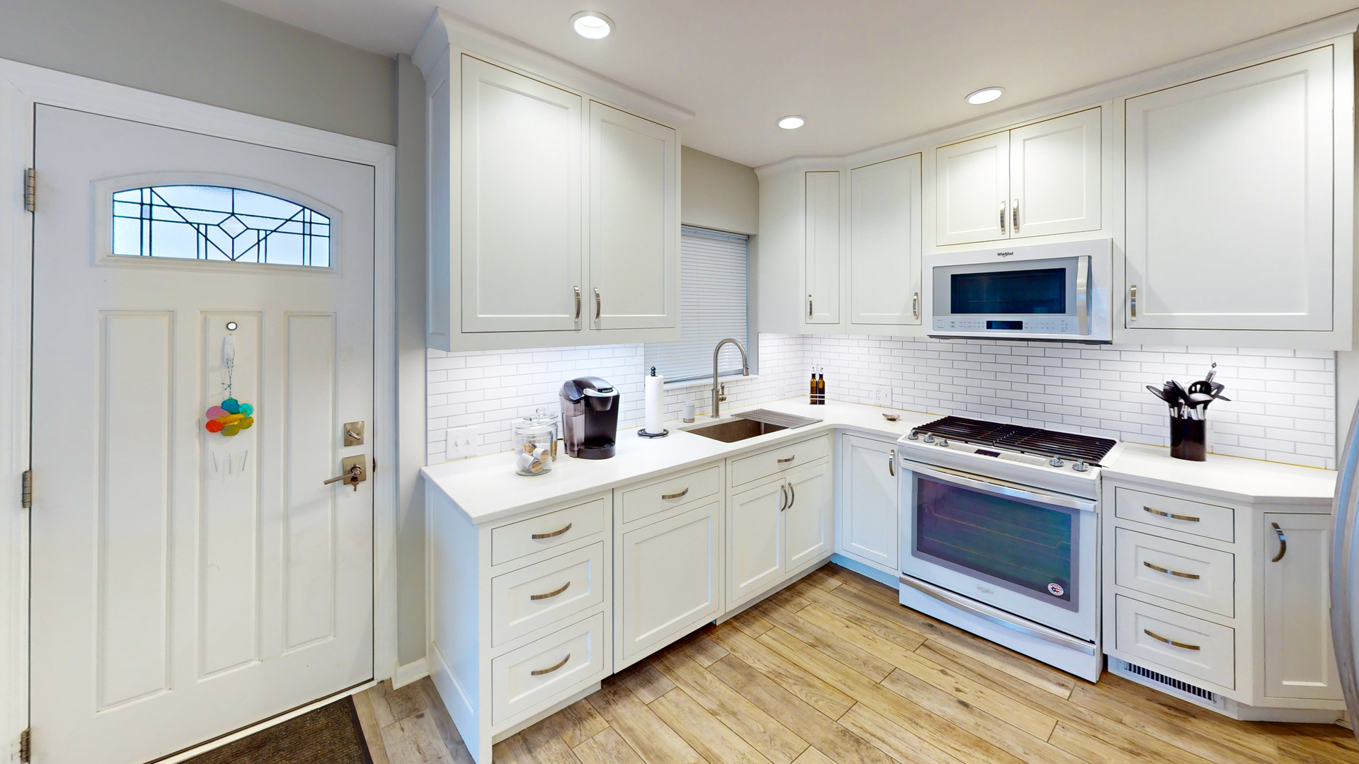 7643 West Rascher Avenue Chicago, IL 60656 - Photo 10 of 24 Gallery Image 10