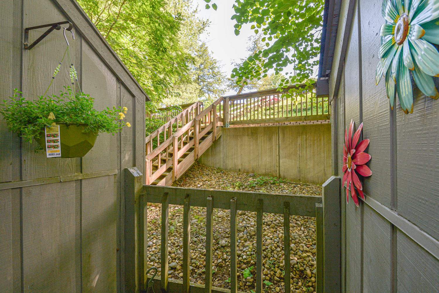 9022 South Pointe Ridge Lane Bloomington, IN 47401 - Photo 13 of 23 Gallery Image 13