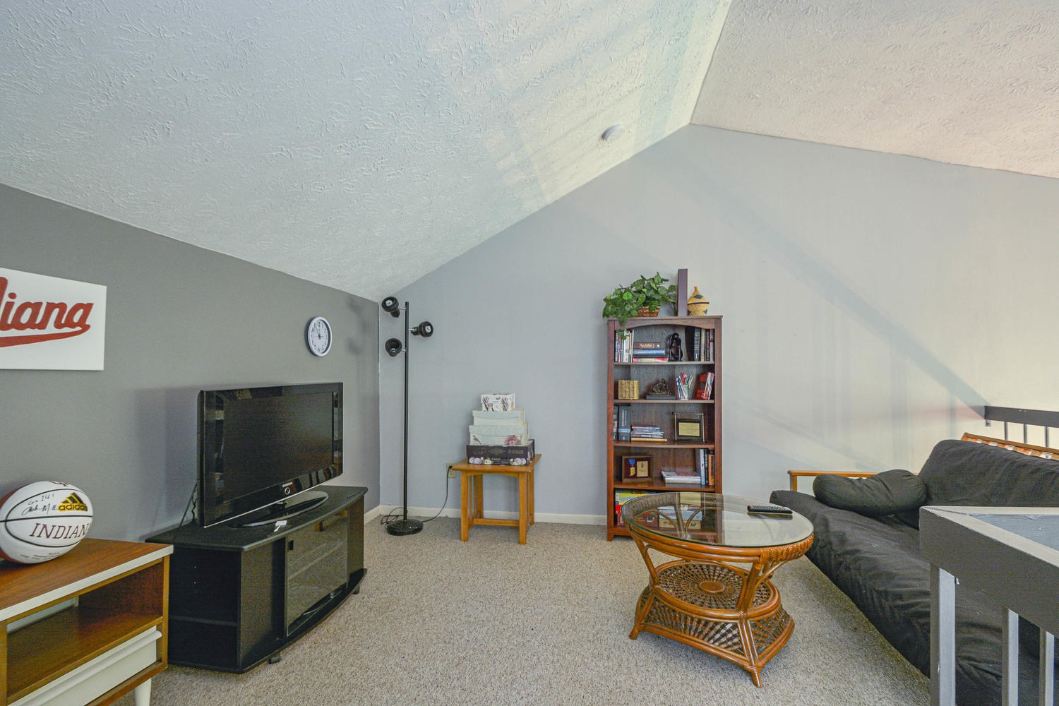 9022 South Pointe Ridge Lane Bloomington, IN 47401 - Photo 16 of 23 Gallery Image 16