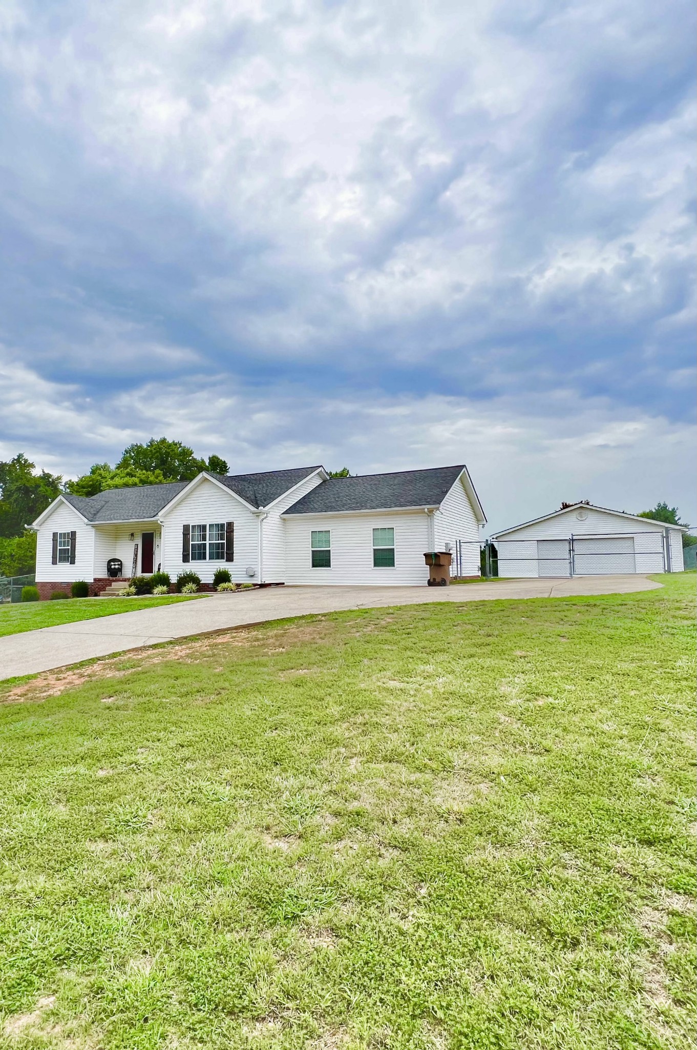 2896 Sweethome Road Chapmansboro, TN 37035 - Photo 3 of 34 Gallery Image 3