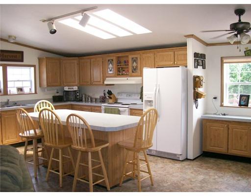 107 Avenue Road Wales, ME 04280 - Photo 4 of 17 Kitchen.