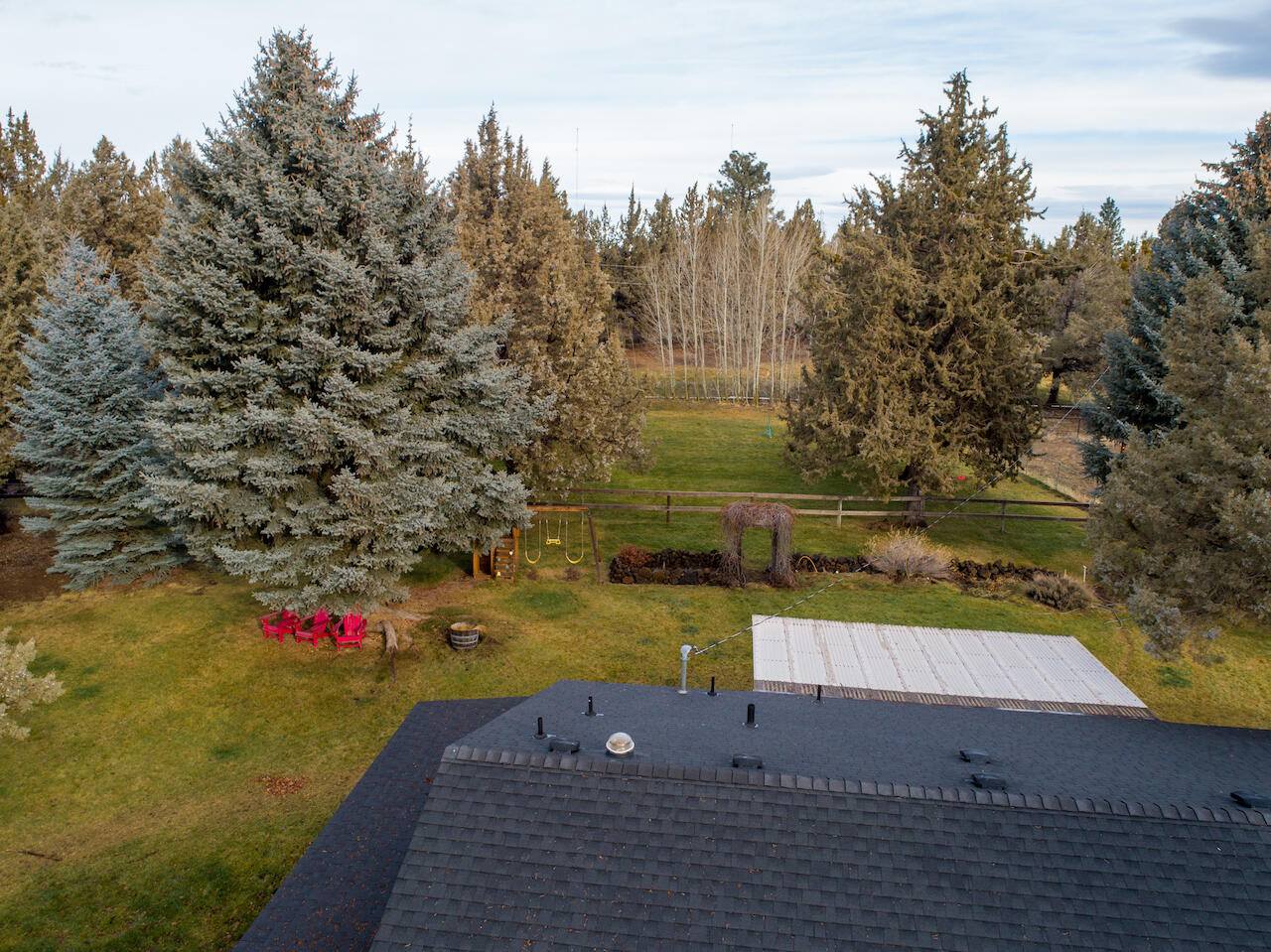 63410 Hamehook Road Bend, OR 97701 - Photo 28 of 35 a view of an outdoor space and a yard
