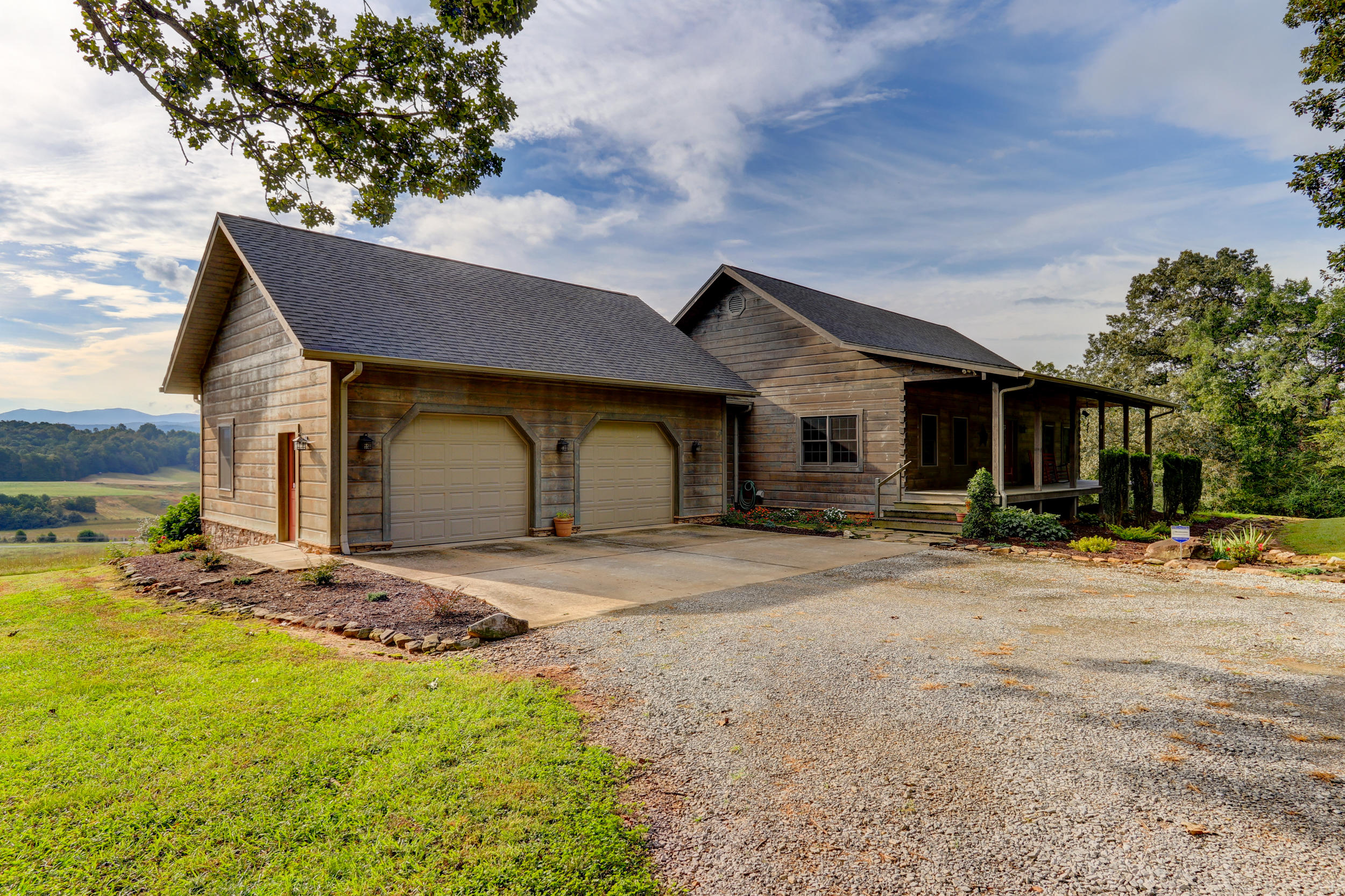 313 Dunn Road Tellico Plains, TN 37385 - Photo 3 of 44 Positive Perception-5