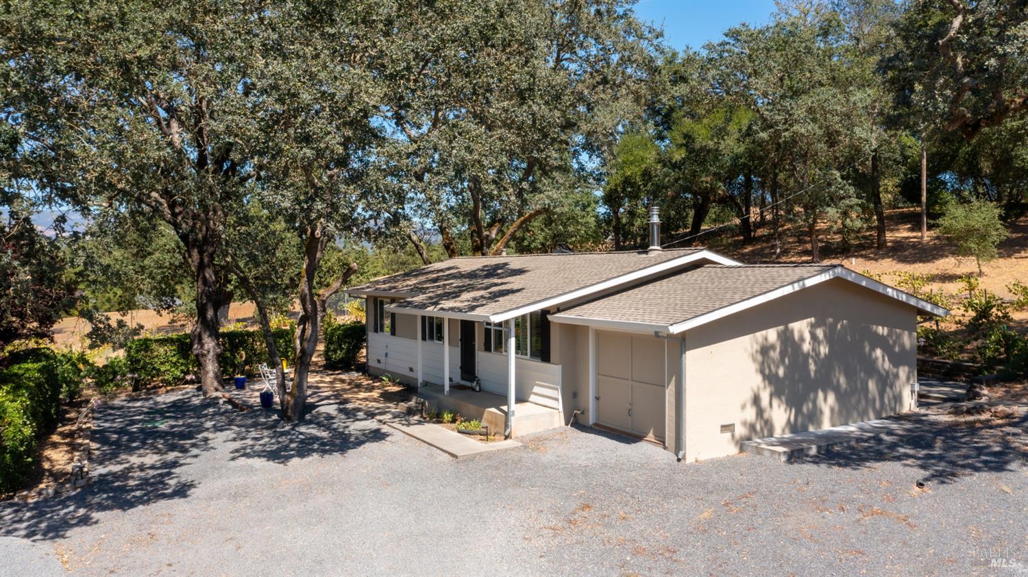 1240 Alexander Valley Road Healdsburg, CA 95448 - Photo 1 of 25 Gallery Image 1