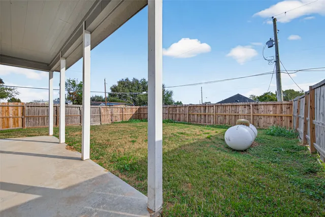 $2,000 | 146 Disney Street, Arcola, TX 77583