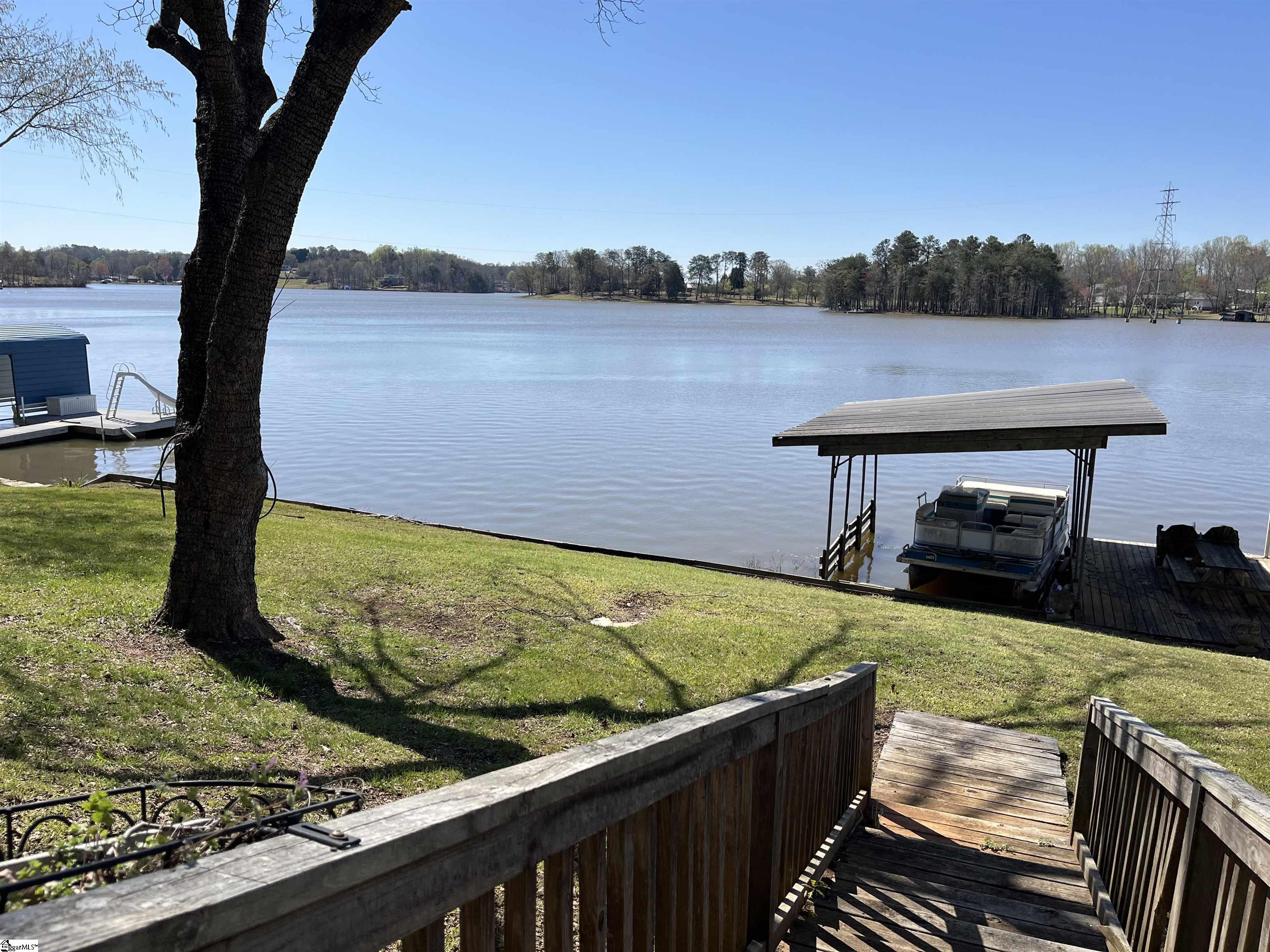 305 Lyman Lake Road Lyman, SC 29365 - Photo 3 of 36