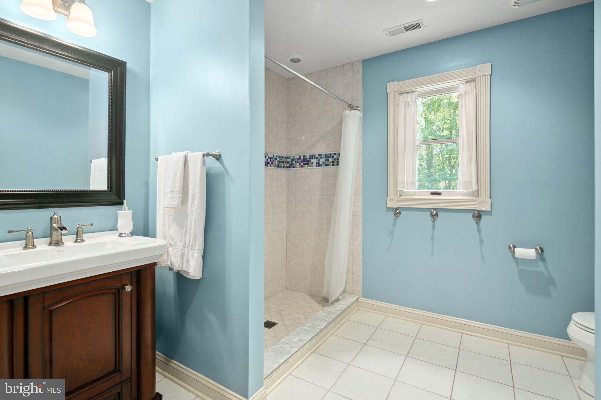 7920 Warfield Road Gaithersburg, MD 20882 - Photo 17 of 30 Gallery Image 17