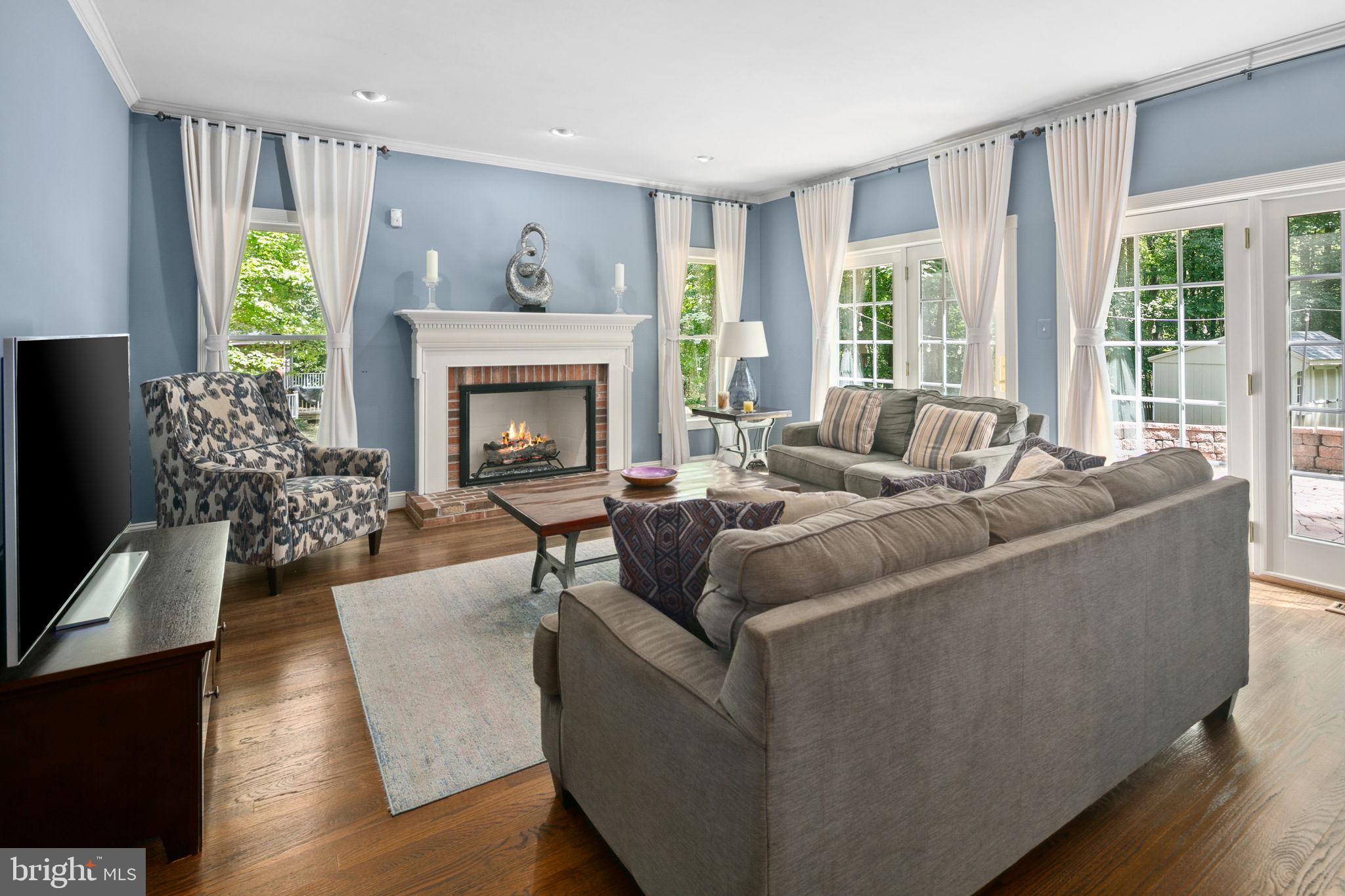 7920 Warfield Road Gaithersburg, MD 20882 - Photo 5 of 30 Gallery Image 5