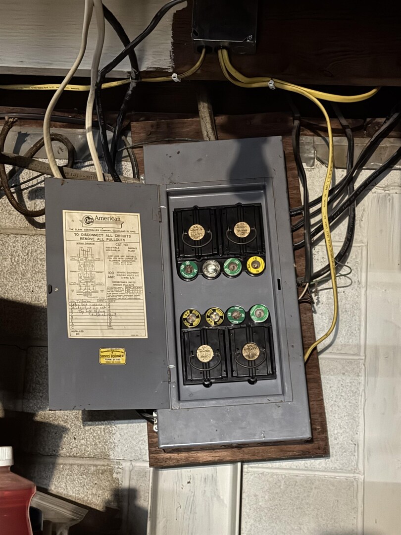 3536 West Grange Hall Road Murphysboro, IL 62966 - Photo 33 of 40 a view of washer and dryer