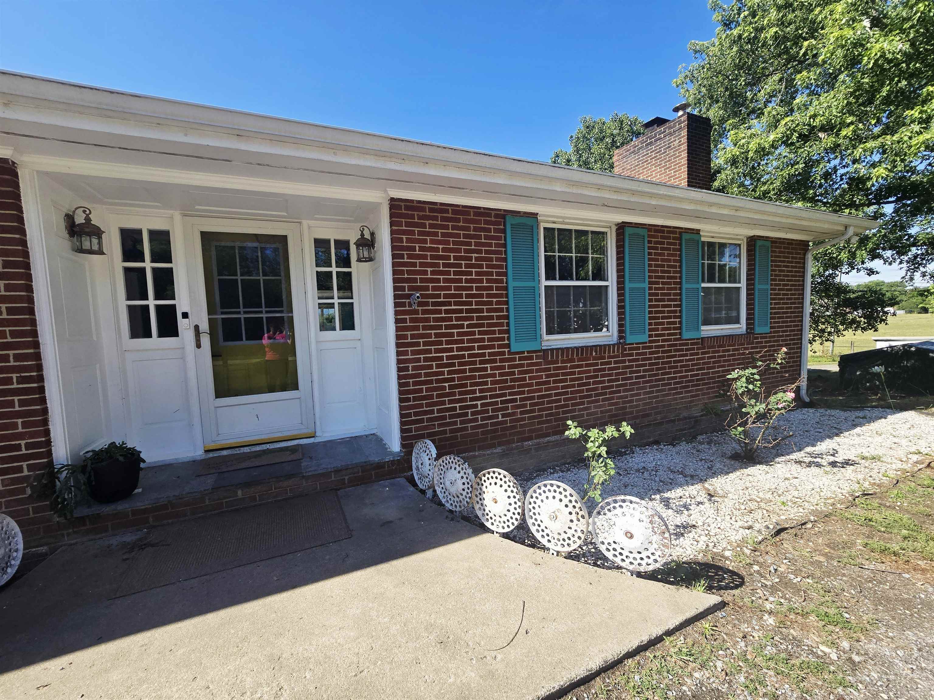 264 Mt Torrey Road Lyndhurst, VA 22952 - Photo 8 of 34