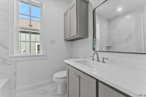 $535,000 | 750 Acadia Street, Baton Rouge, LA 70806