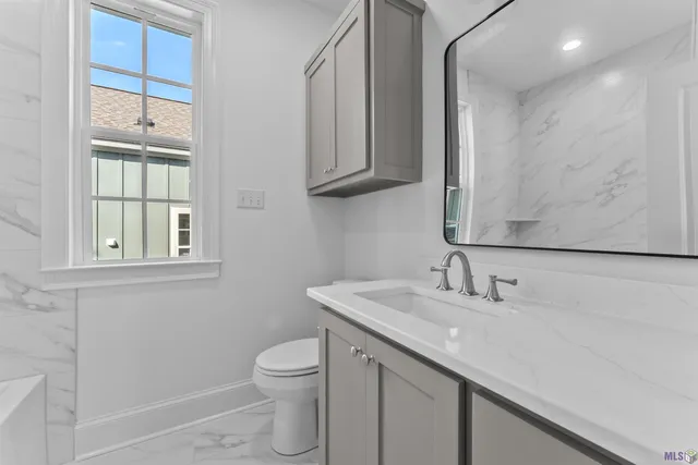 $535,000 | 750 Acadia Street, Baton Rouge, LA 70806