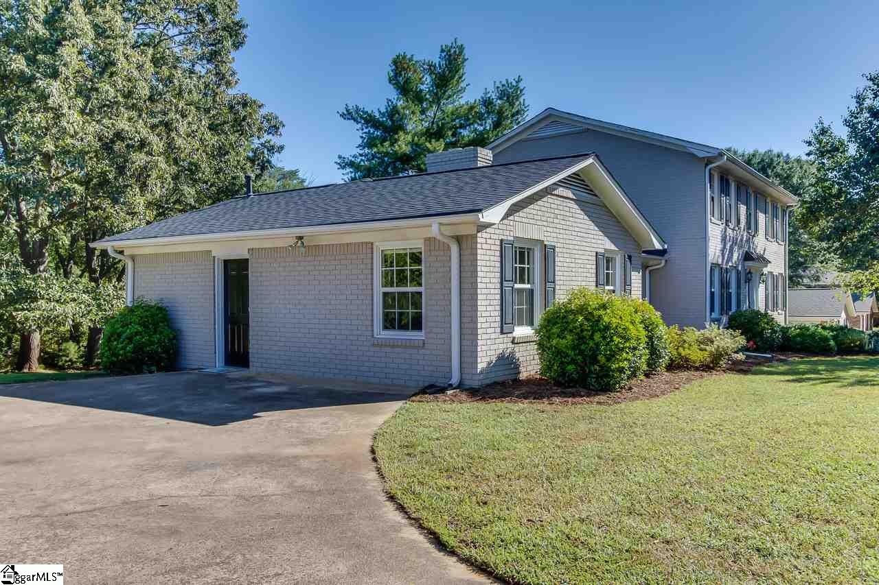 205 Dove Tree Road Greenville, SC 29615 - Photo 3 of 36