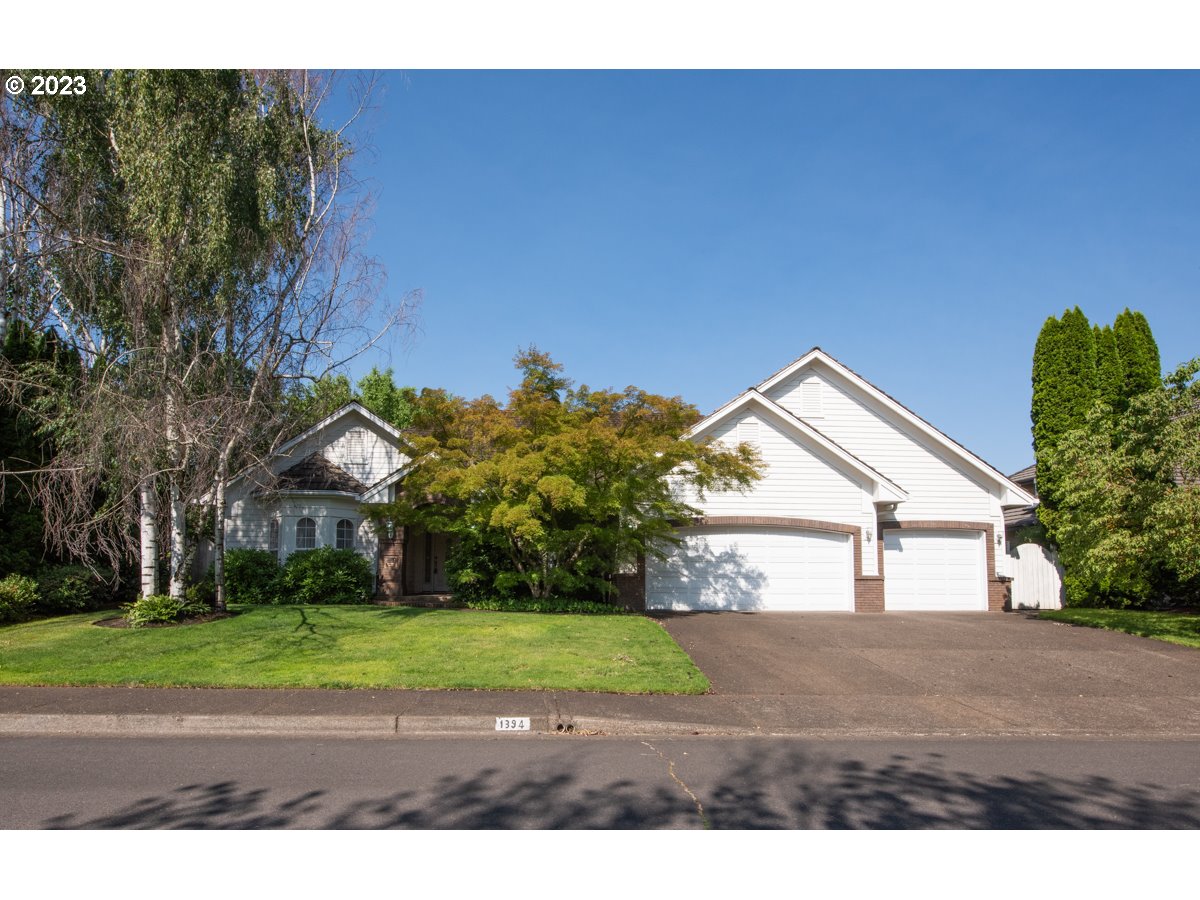 1394 Regency Drive, Eugene, OR 97401 Compass
