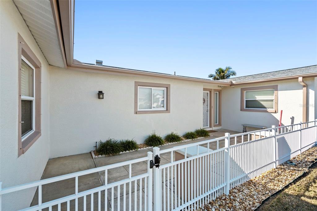 5003 Commonwealth Road Palmetto, FL 34221 - Photo 6 of 52