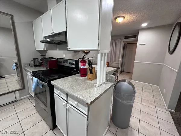 $3,095 | 2409 North Bruce Street, North Las Vegas, NV 89030