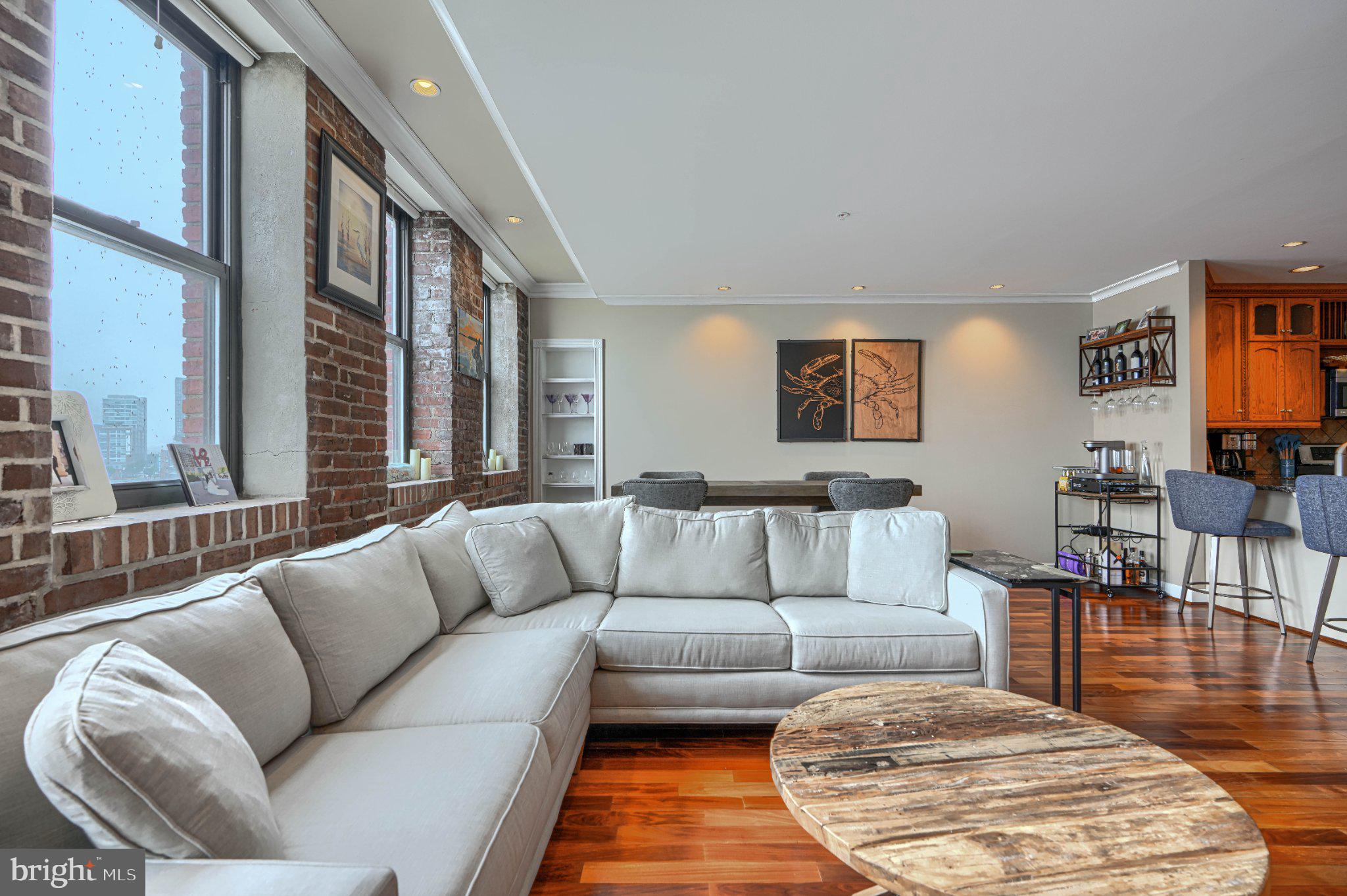 1000 Fell Street, Unit 606 Baltimore, MD 21231 - Photo 5 of 56 Urban elegance with cozy charm.
