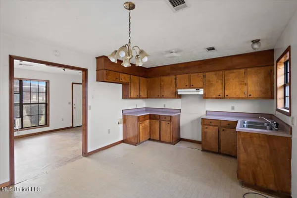 $214,900 | 7958 Hebron Road, Lexington, MS 39095