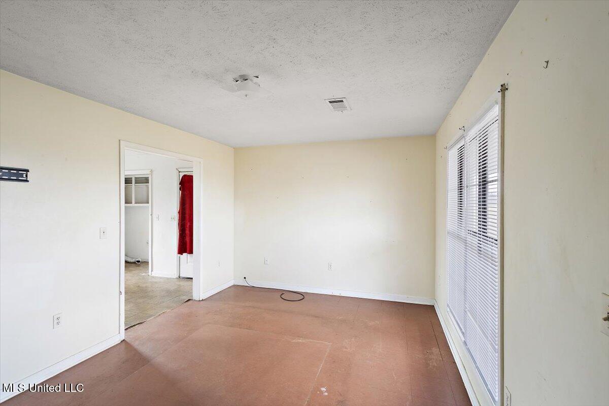 7958 Hebron Road Lexington, MS 39095 - Photo 21 of 30 09-HTP_2202