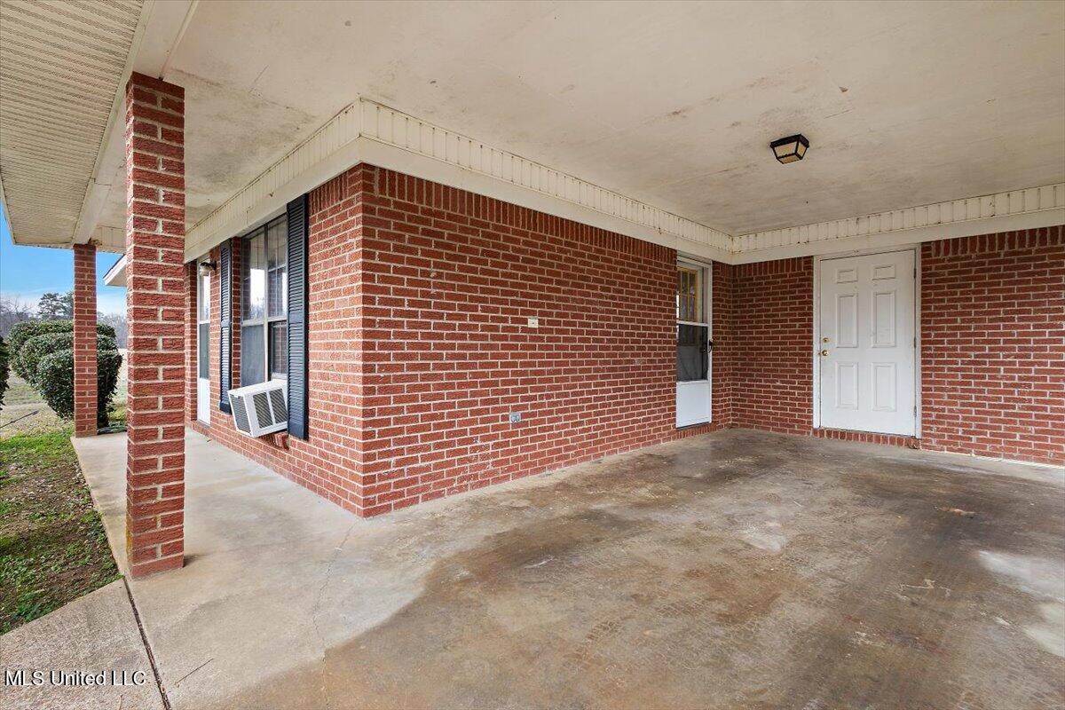 7958 Hebron Road Lexington, MS 39095 - Photo 9 of 30 25-HTP_2251
