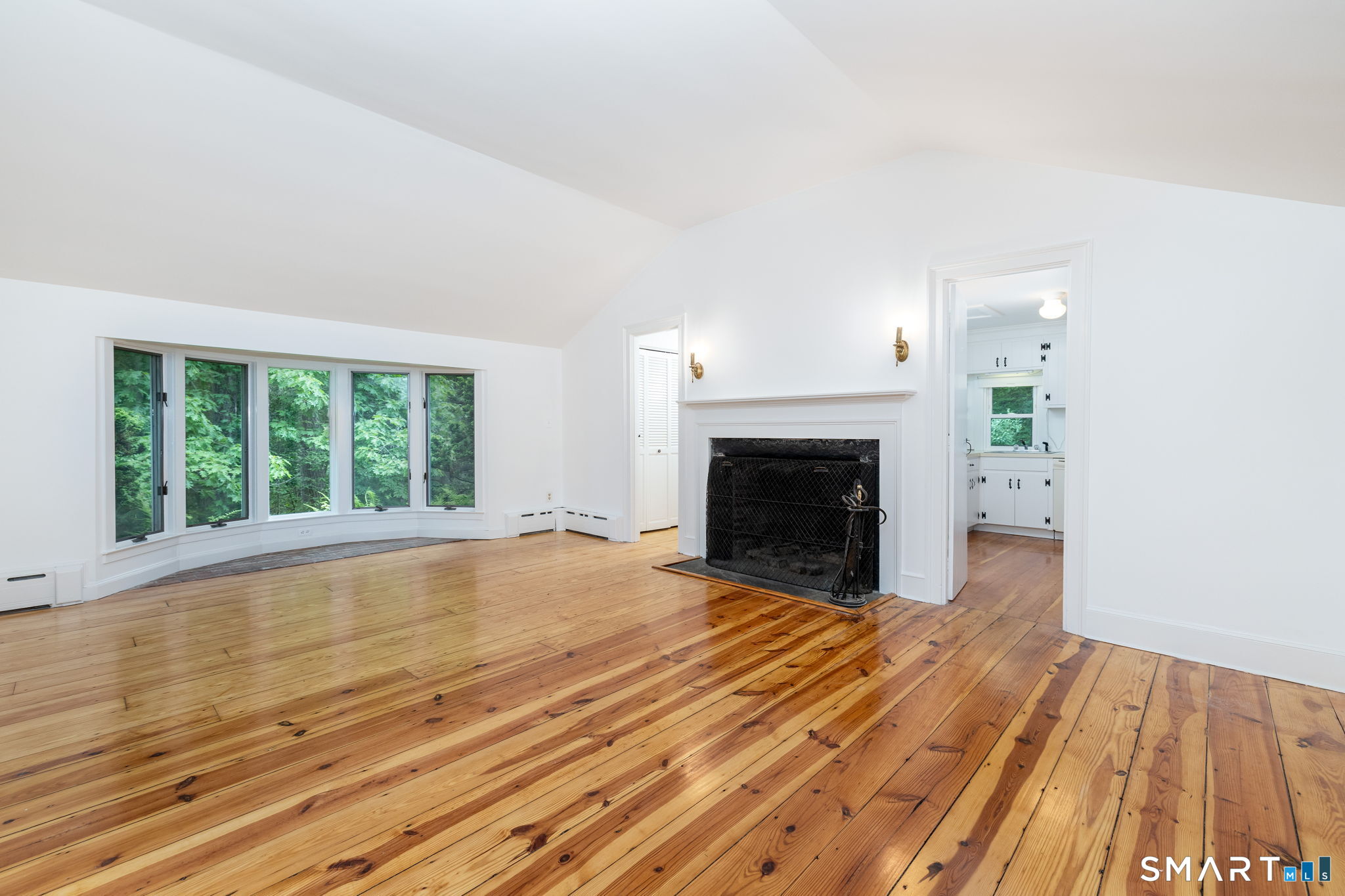 400 Thomaston Road Watertown, CT 06795 - Photo 9 of 25