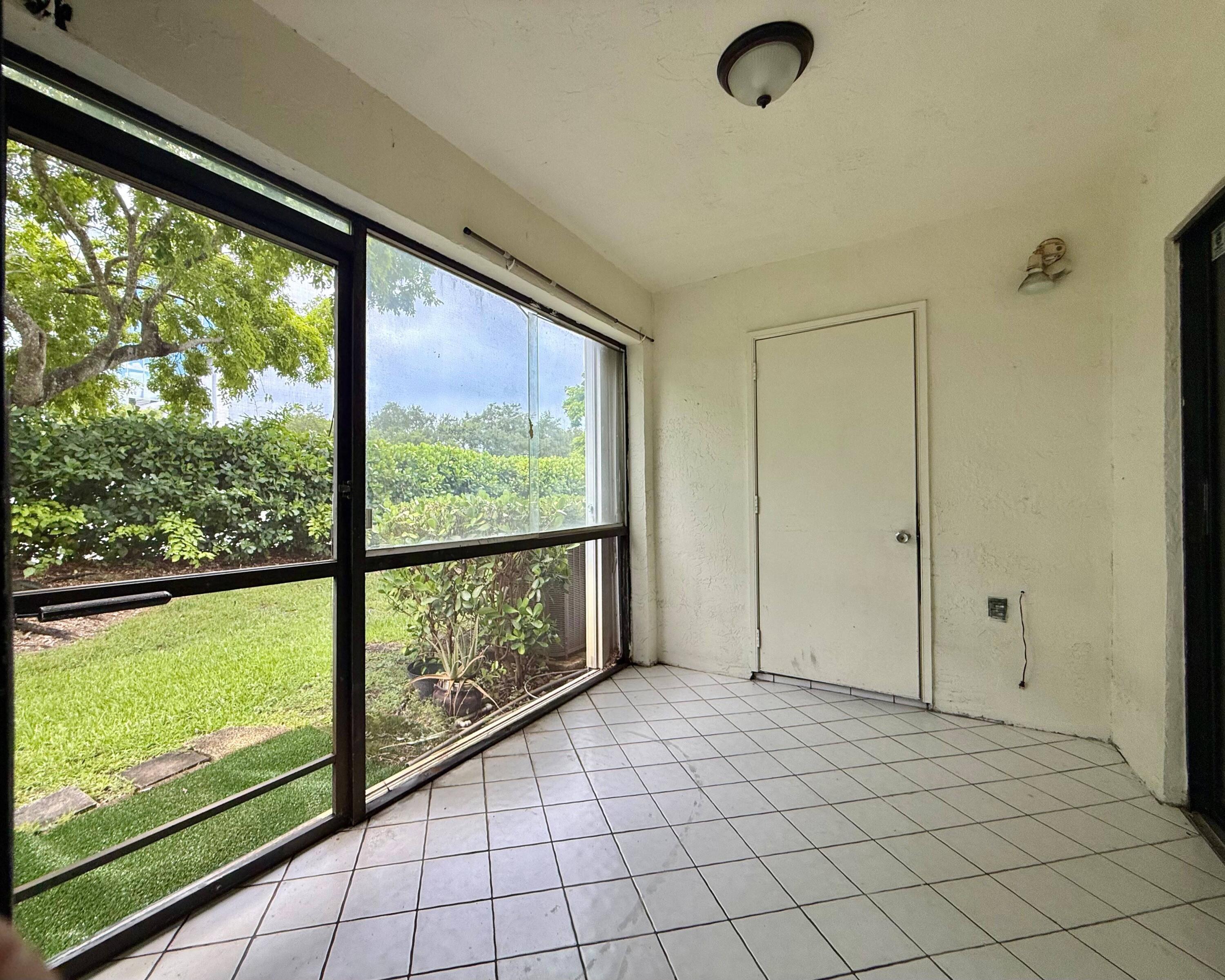 9633 Riverside Drive, Unit E2 Coral Springs, FL 33071 - Photo 6 of 14 WhatsApp Image 2026-06-24 at 23.43.26 (1