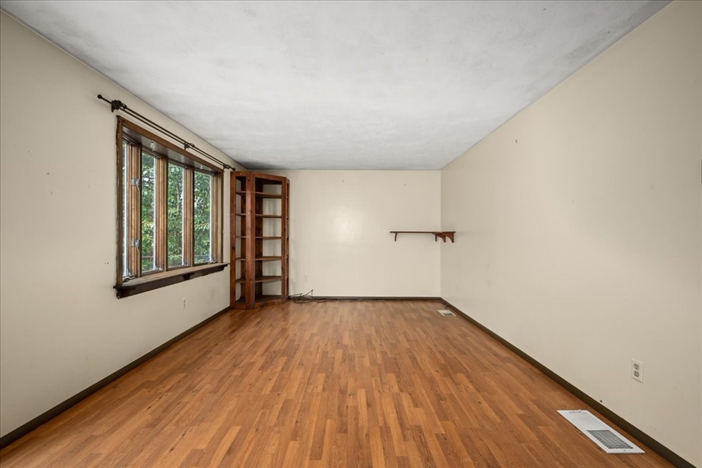 80 Meadow Road Spencer, MA 01562 - Photo 7 of 28 Gallery Image 7