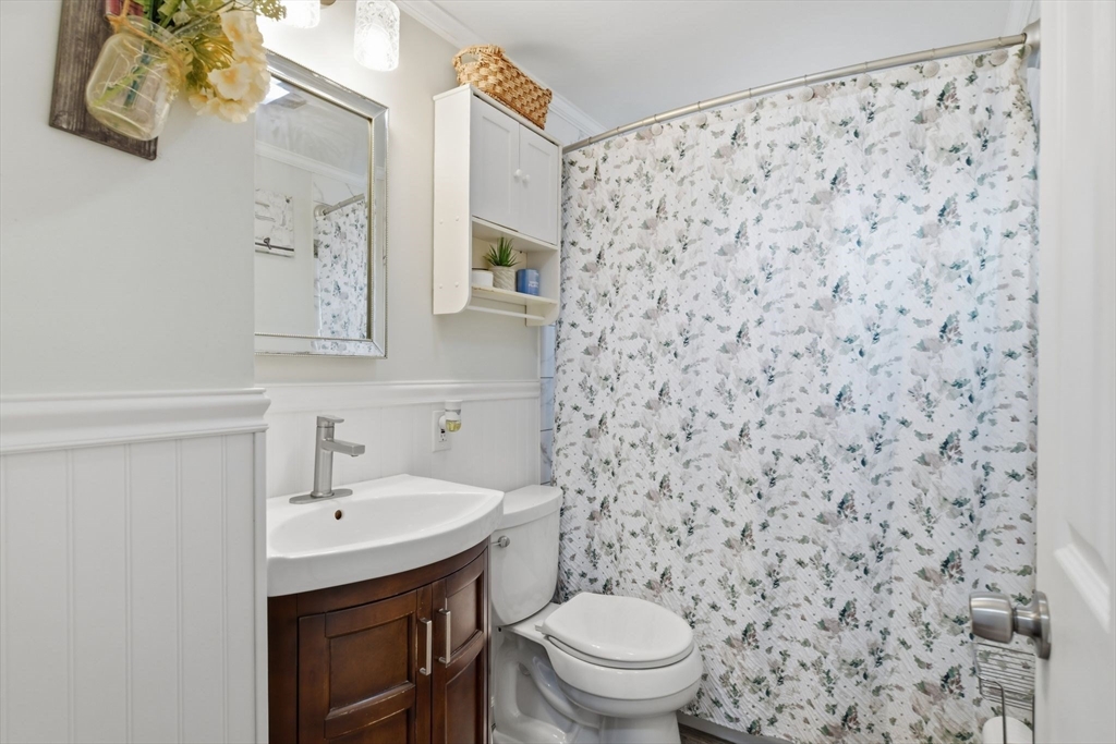 30 West Hill Road Springfield, MA 01109 - Photo 14 of 33 Gallery Image 14