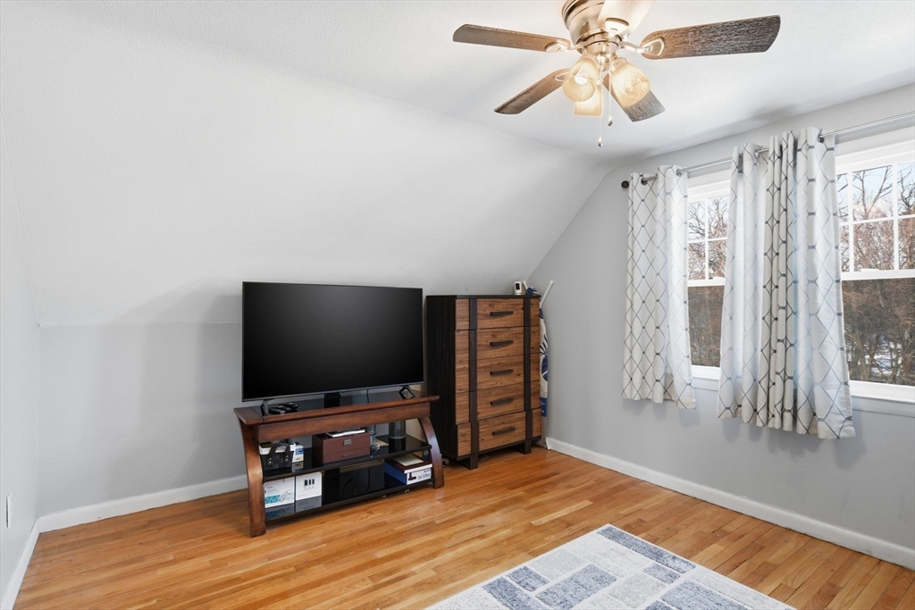 30 West Hill Road Springfield, MA 01109 - Photo 17 of 33 Gallery Image 17