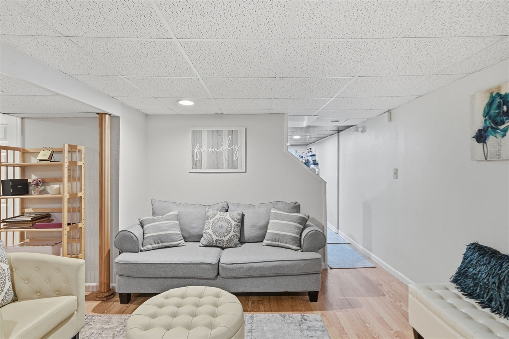 30 West Hill Road Springfield, MA 01109 - Photo 24 of 33 Gallery Image 24